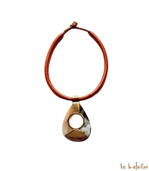 Collier ethnique 