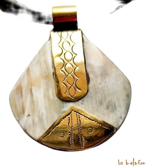 Collier ethnique 