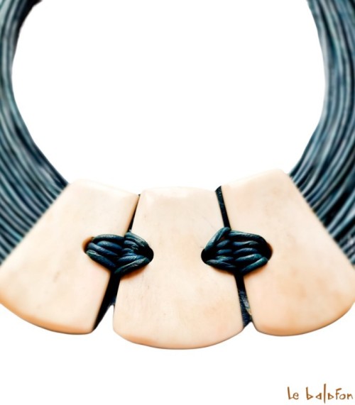 Collier ethnique Ami