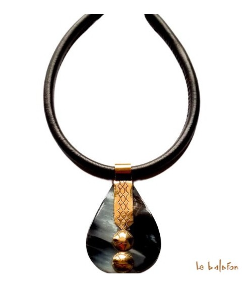 Collier ethnique 