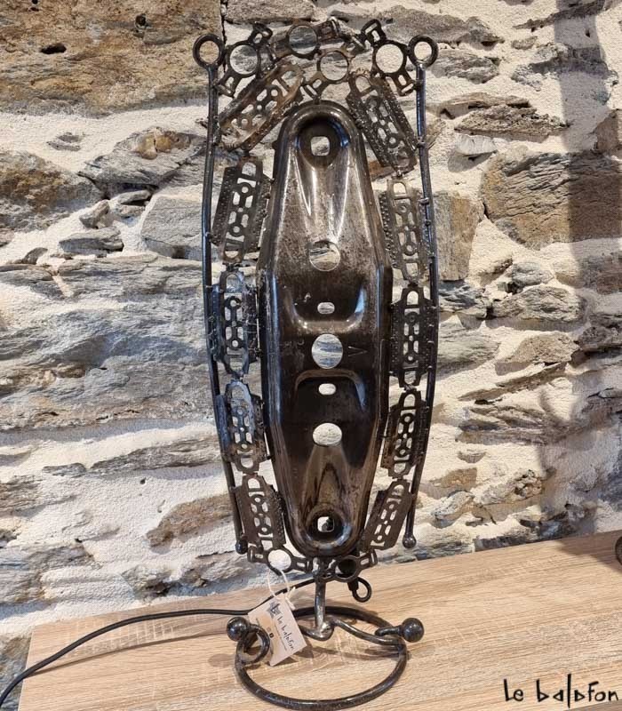 Lampe à poser en métal