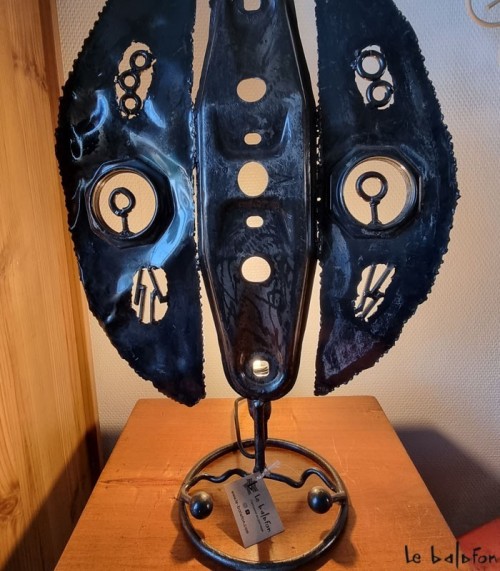 Lampe à poser en métal