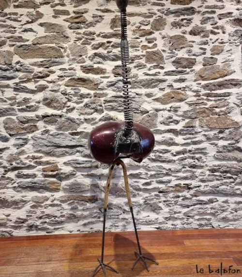 Autruche en metal recyclé