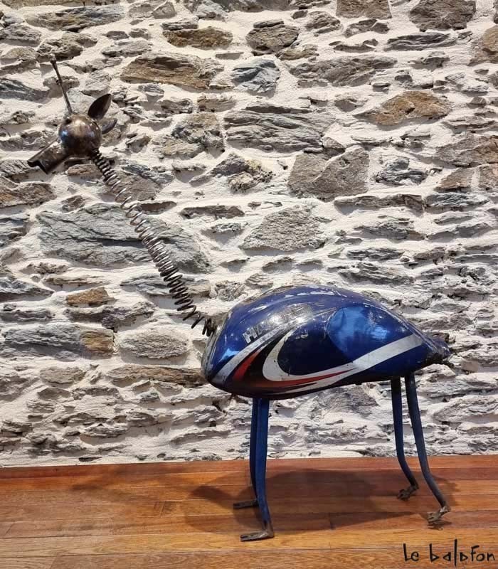 Gazelle en metal recyclé