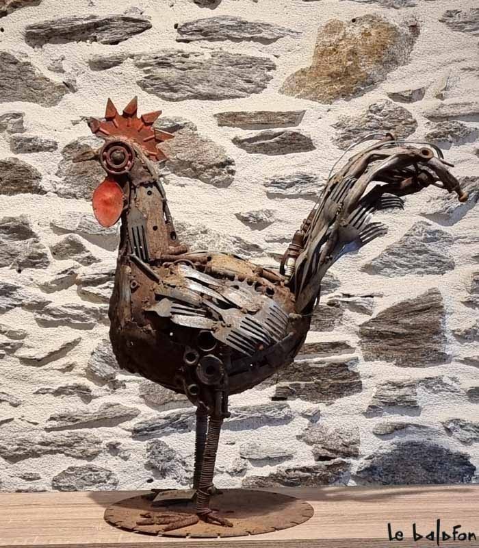 coq en metal recyclé
