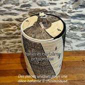 🧺 Les panières berbères qui réchauffent votre intérieur Artisanat marocain, fibres naturelles & esprit bohème chic✨Avec ce froid hivernal, avez-vous envie d'une ambiance déco cocooning ?🛋️ Profitez de vos vacances ou de quelques jours off pour choisir une panière berbère en fibres naturelles et laine tressées à la main au Maroc, des pièces artisanales uniques qui apportent chaleur et authenticité à votre déco 🤍🌿 Parfaites pour : – le rangement (plaids, jouets, linge…) – la décoration – accueillir une plante – ou simplement sublimer un intérieur bohème chicChaque panière raconte une histoire, celle d’un savoir-faire traditionnel transmis de génération en génération.📍 À retrouver chez Le Balafon à Pornic 🛍️ En boutique & sur notre site 👉 www.le-balafon.com🧺 Team déco ou team rangement ? 👇 Dis-le-nous en commentaire#paniereberbere #artisanatmarocain #decoBoheme #decoNaturelle #pornicboutiquedeco decointerieur bohemechic